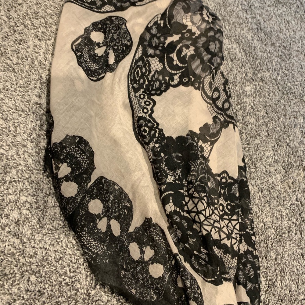 Fashion scarf